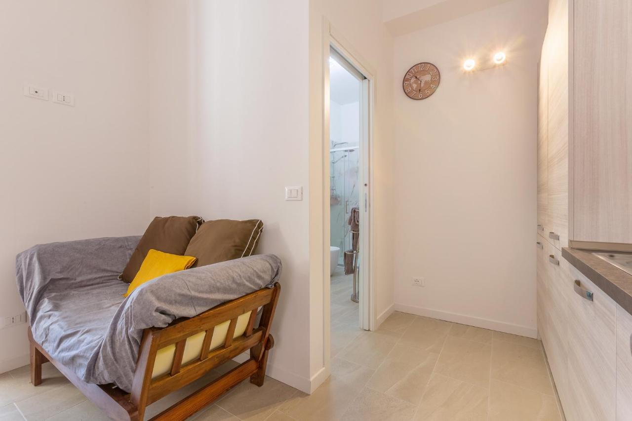San Donato Fiere Essential Apartment W/Parking 볼로냐 외부 사진