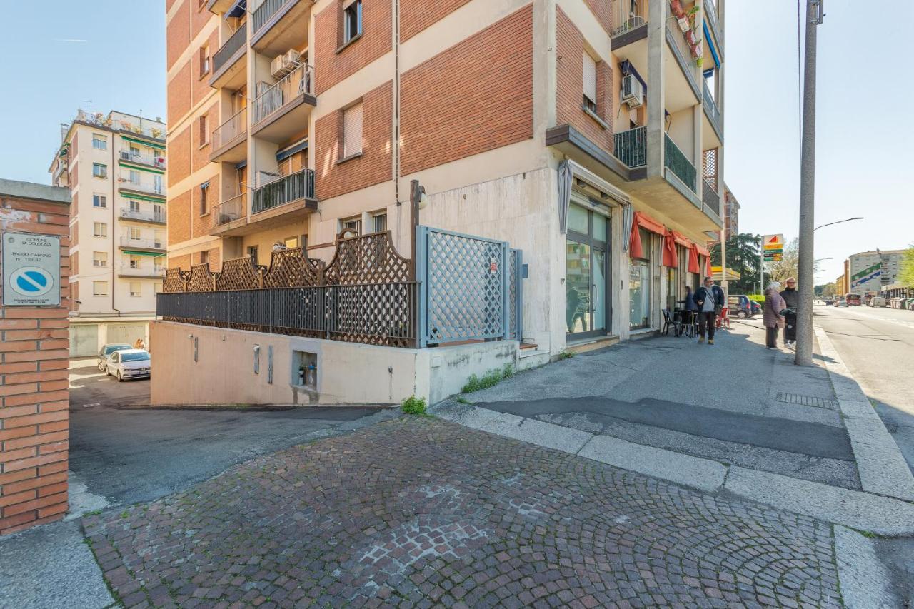 San Donato Fiere Essential Apartment W/Parking 볼로냐 외부 사진